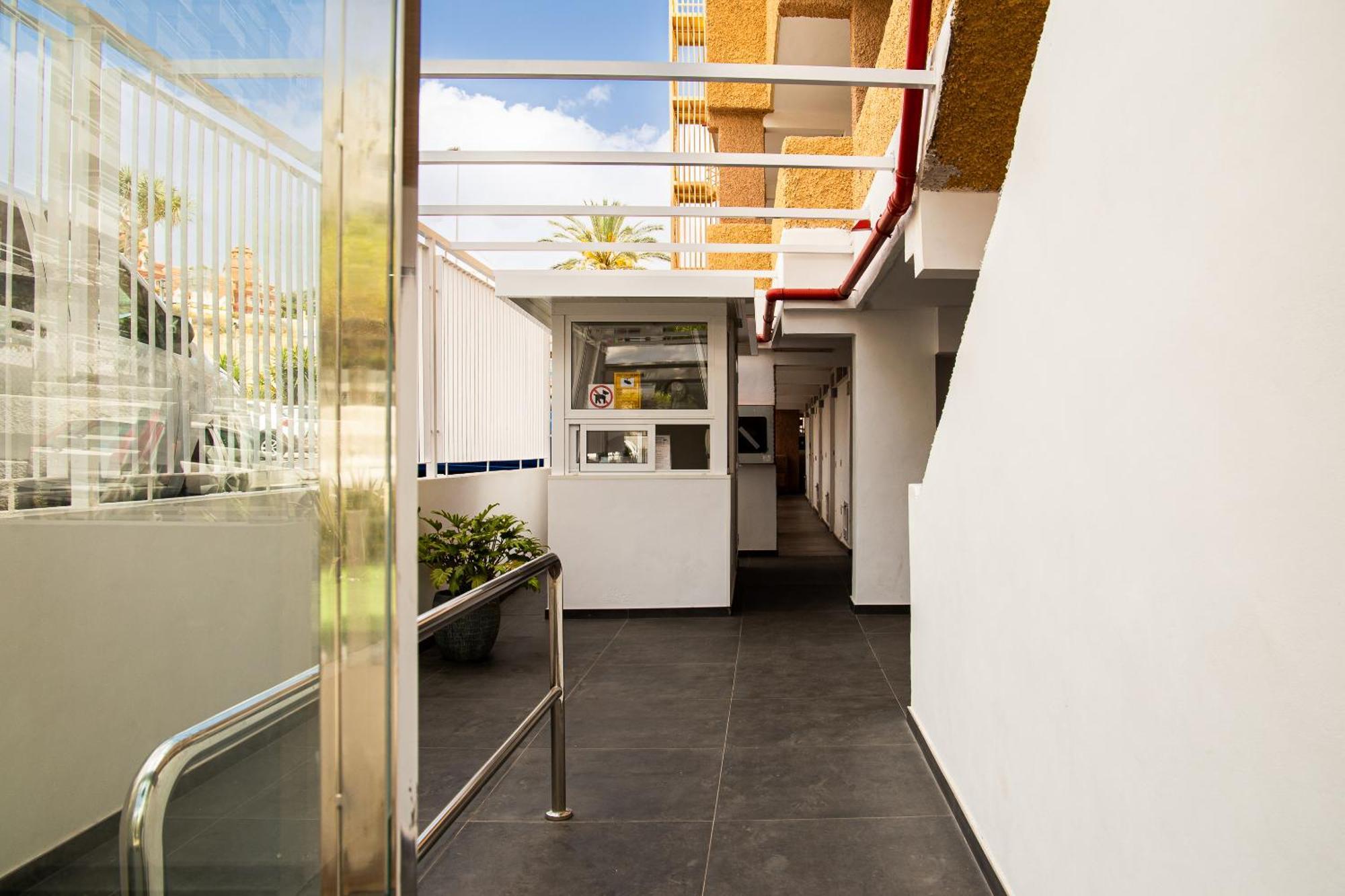 Luxury Suite Borinquen With Parking And Swimming Pool ปลายาเดลาสอเมริกาส ภายนอก รูปภาพ